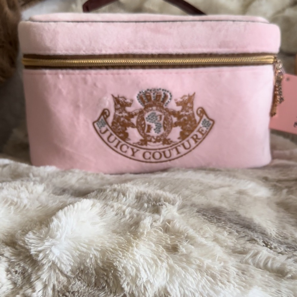 π New Juicy Couture Cosmetic Train Case Bag - Picture 8 of 8